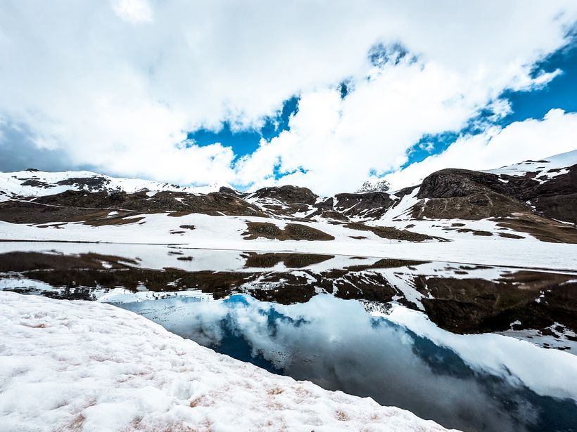 Lac caché en raquette_Orcières - © OTO